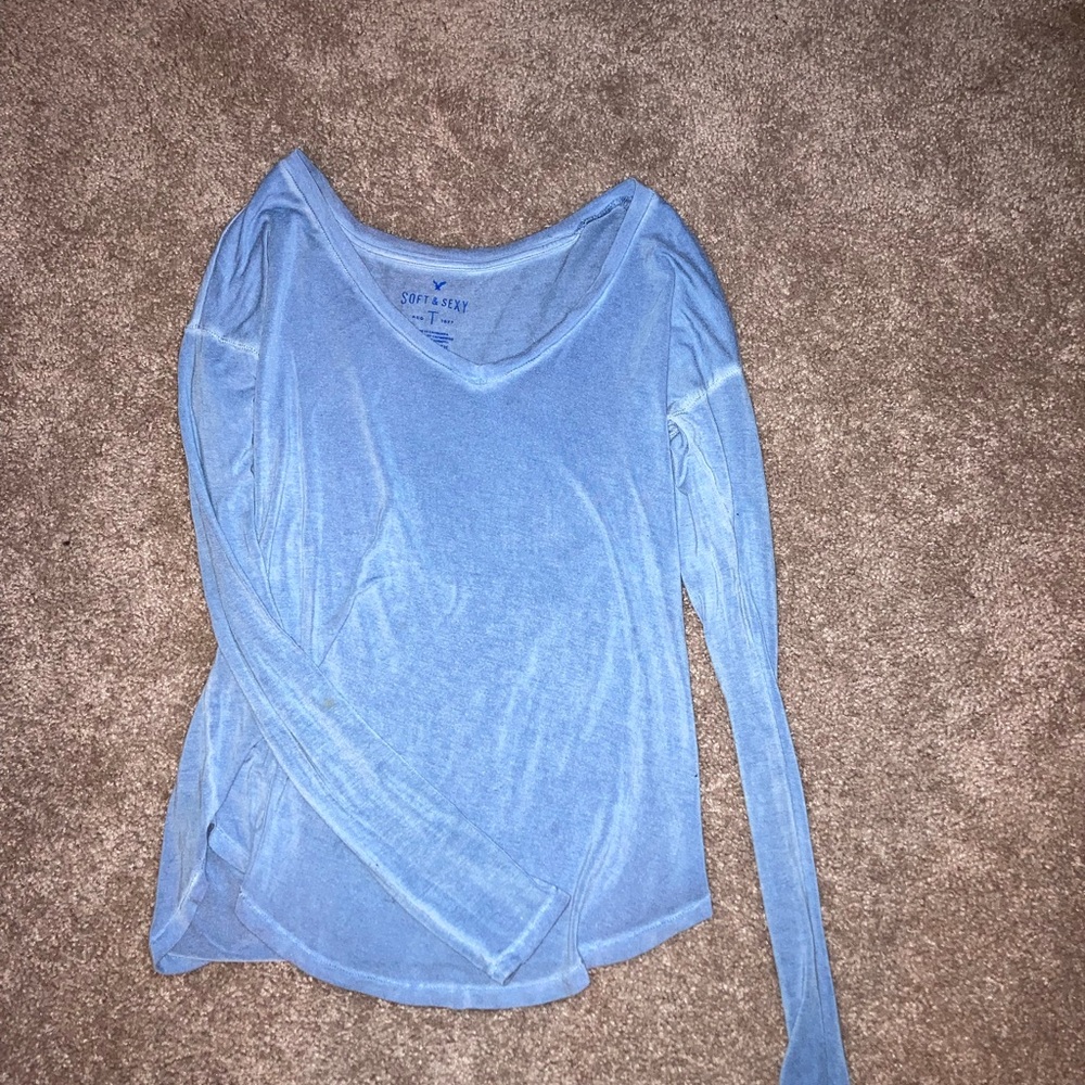 american eagle baby blue soft long sleeve tee